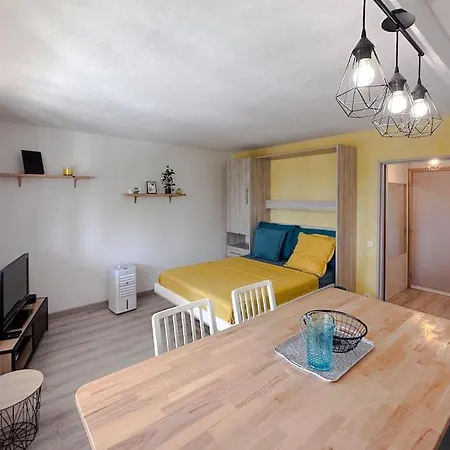 Decaroli - Stylish And Central Renovated Modern Studio Saint-Laurent-du-Var