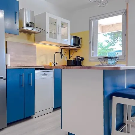 Decaroli - Stylish And Central Renovated Modern Studio Apartment Saint-Laurent-du-Var